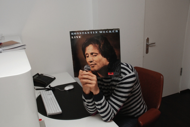 konstantin wecker kommunikation lohnzich sleeveface